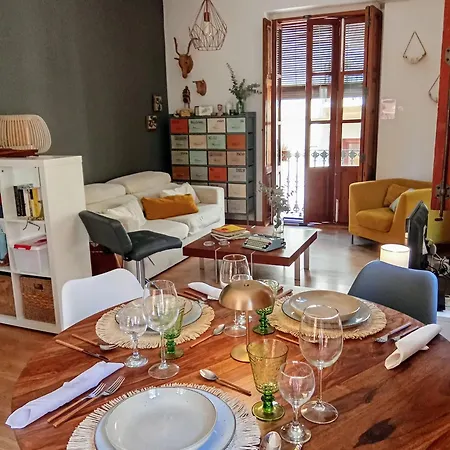 Cozy Flat In Old Town Apartment *